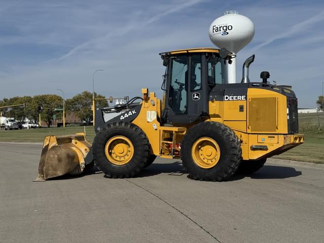 Image of John Deere 444K equipment image 1