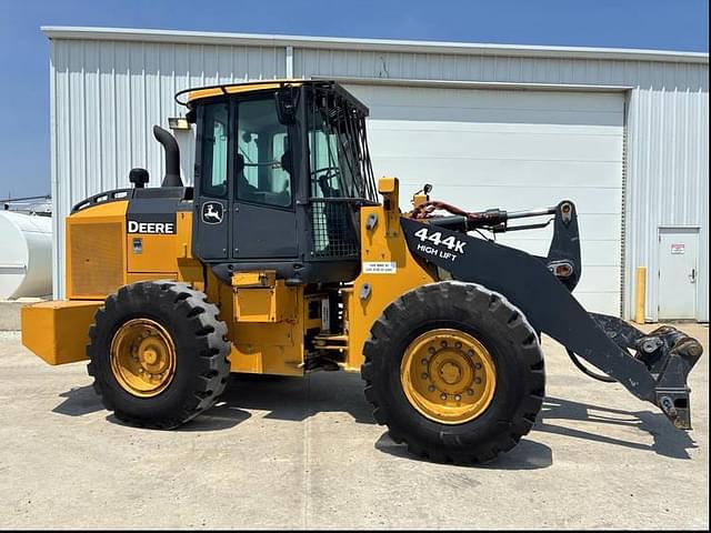 Image of John Deere 444K equipment image 1