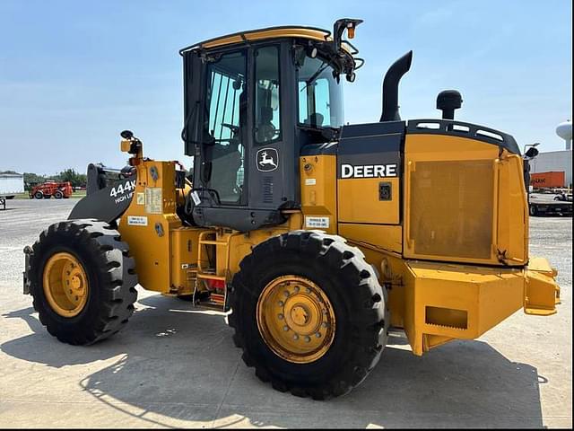 Image of John Deere 444K equipment image 4