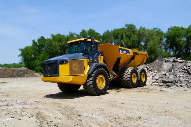 Image of John Deere 460E equipment image 1