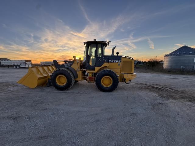 Image of John Deere 524KII equipment image 3