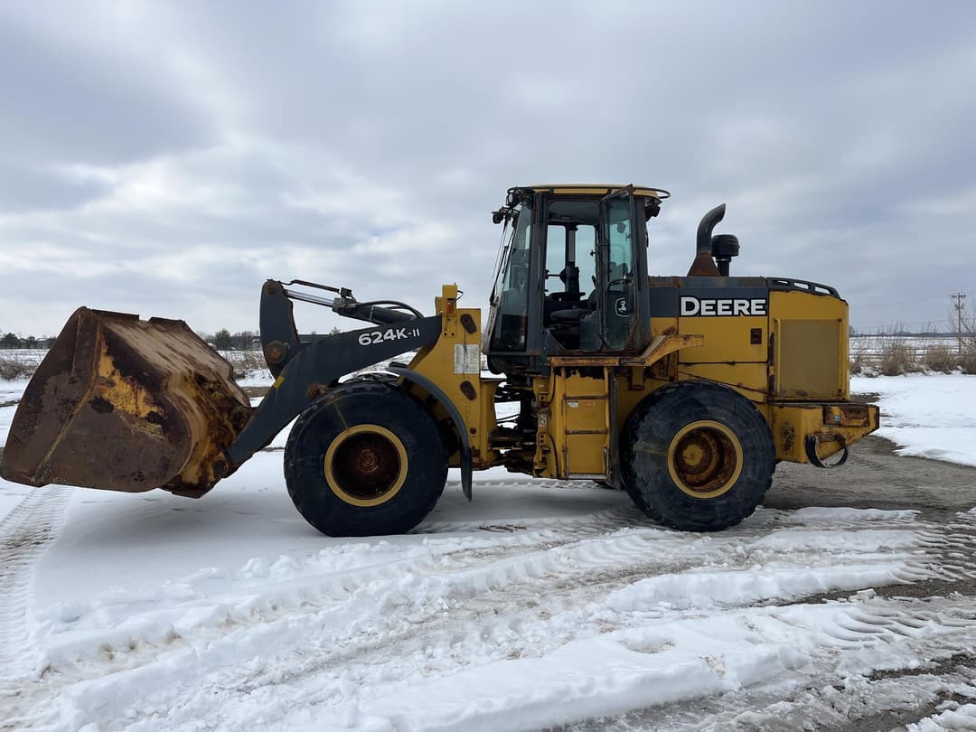 Image of John Deere 624K-II Primary image