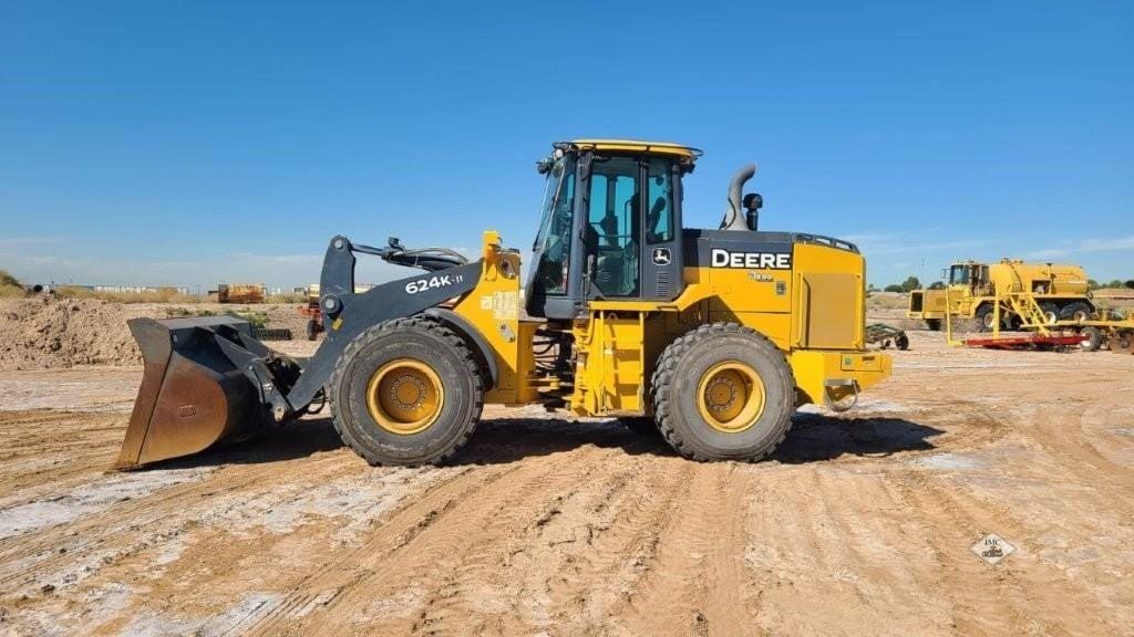 2017 John Deere 624K-II Equipment Image0