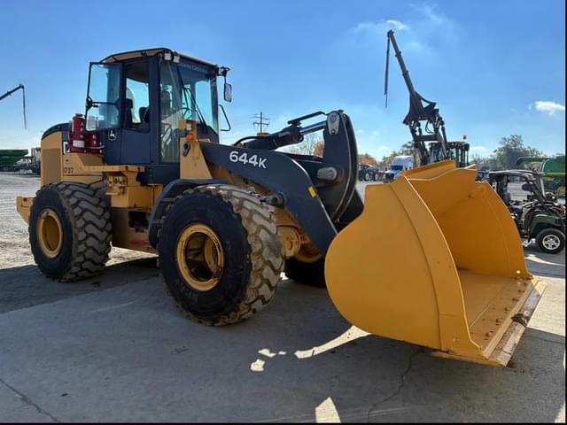 Image of John Deere 644K equipment image 1