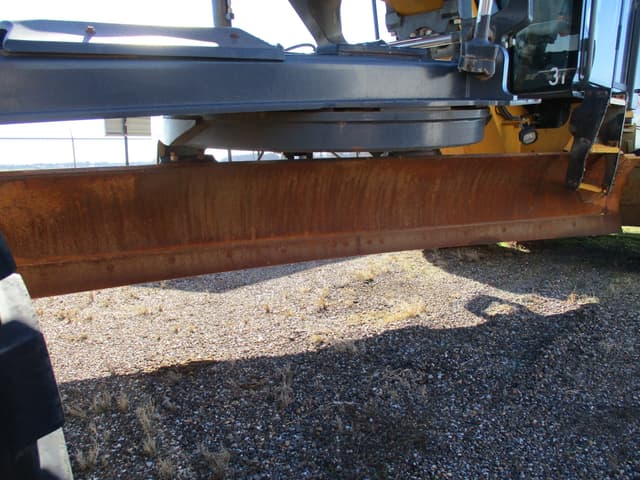 Image of John Deere 670GP equipment image 4