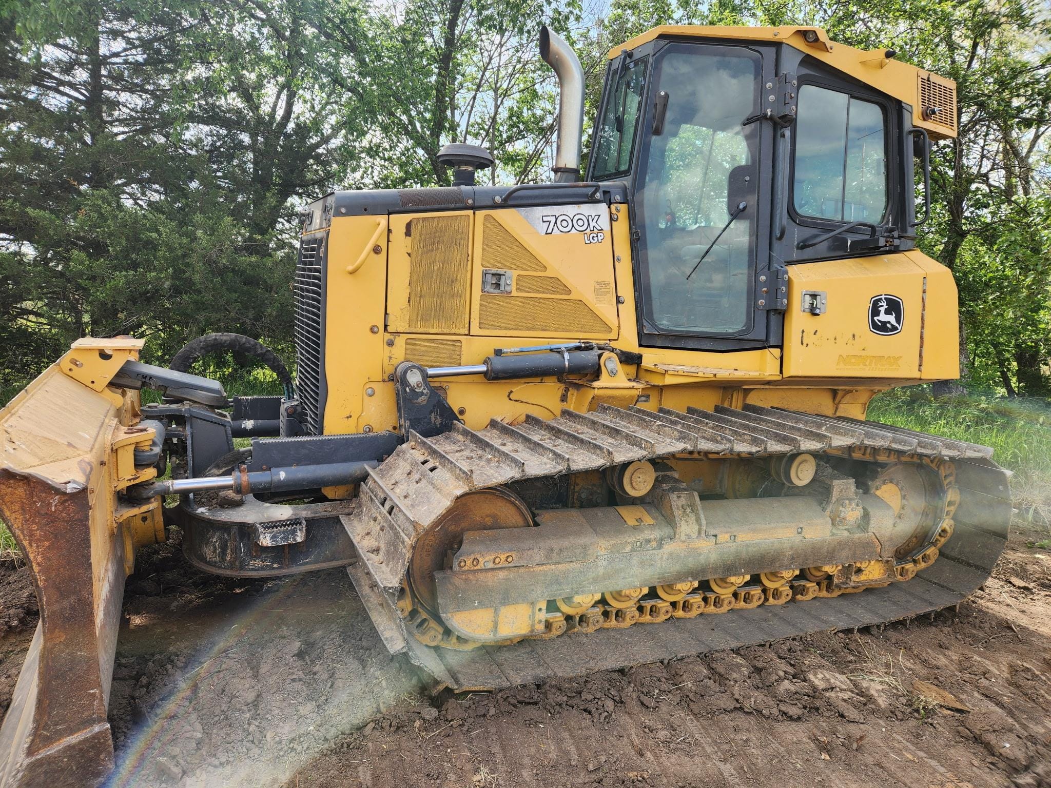 2017 John Deere 700K LGP Equipment Image0