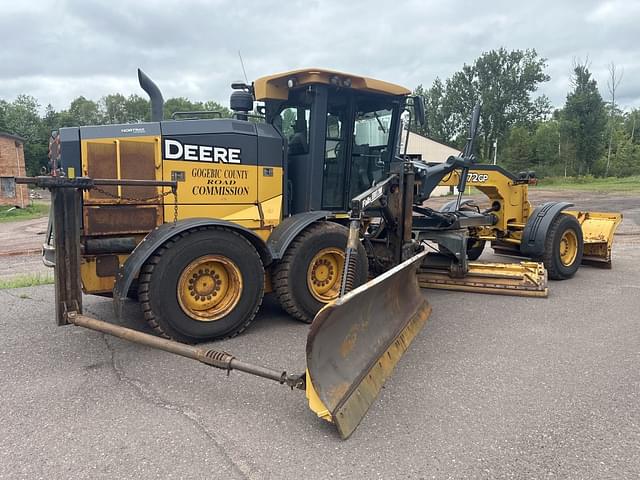 Image of John Deere 772GP equipment image 2