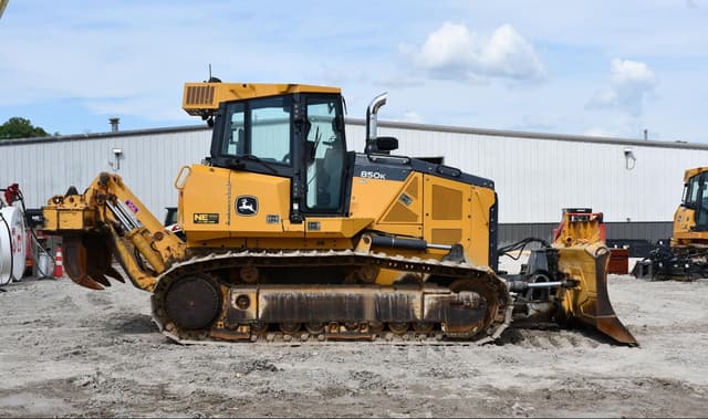 Image of John Deere 850K WLT equipment image 4