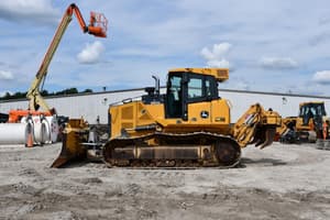 2017 John Deere 850K WLT Image