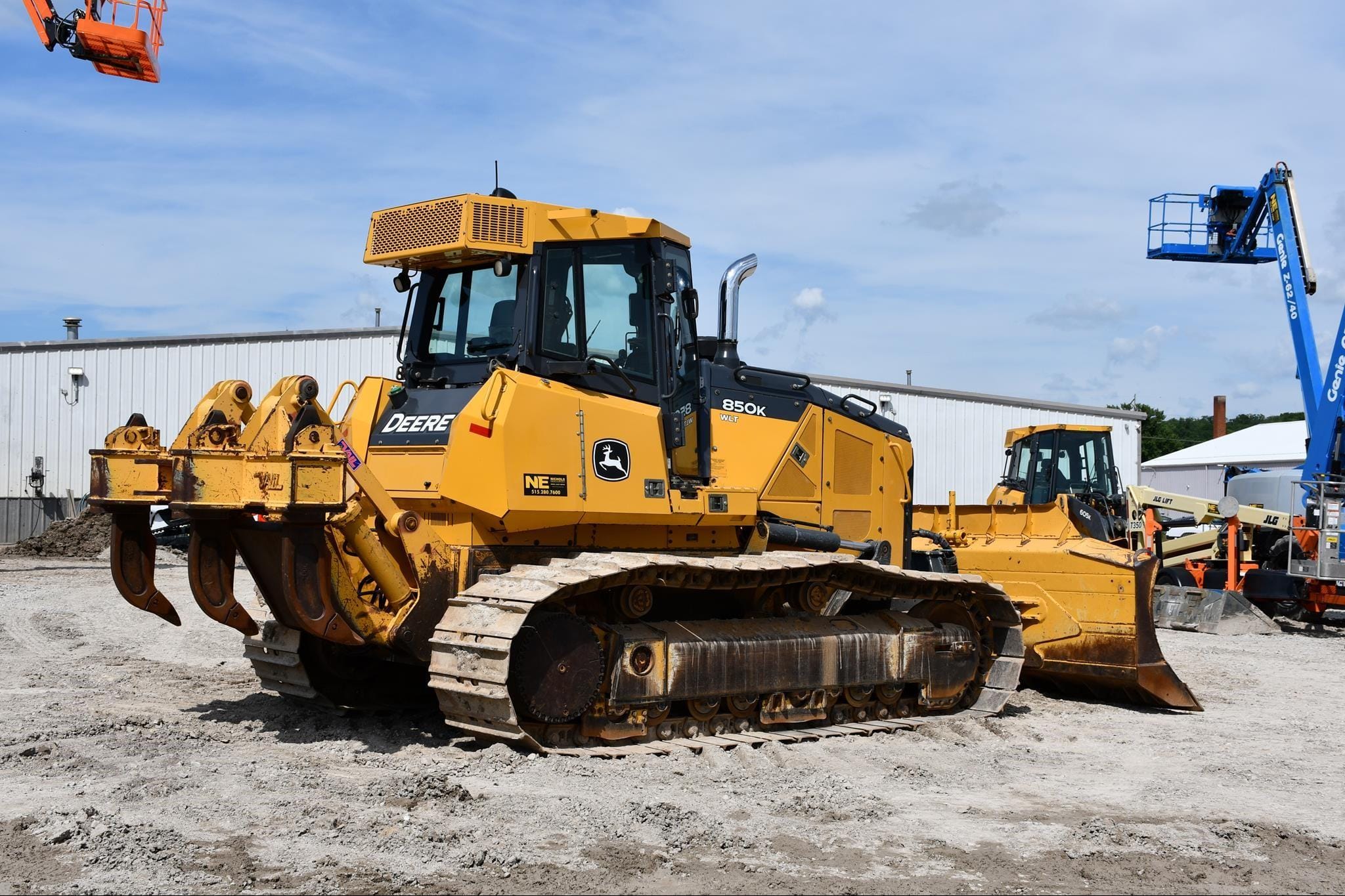 2017 John Deere 850K WLT Equipment Image0