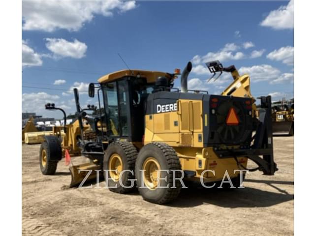Image of John Deere 770A equipment image 3