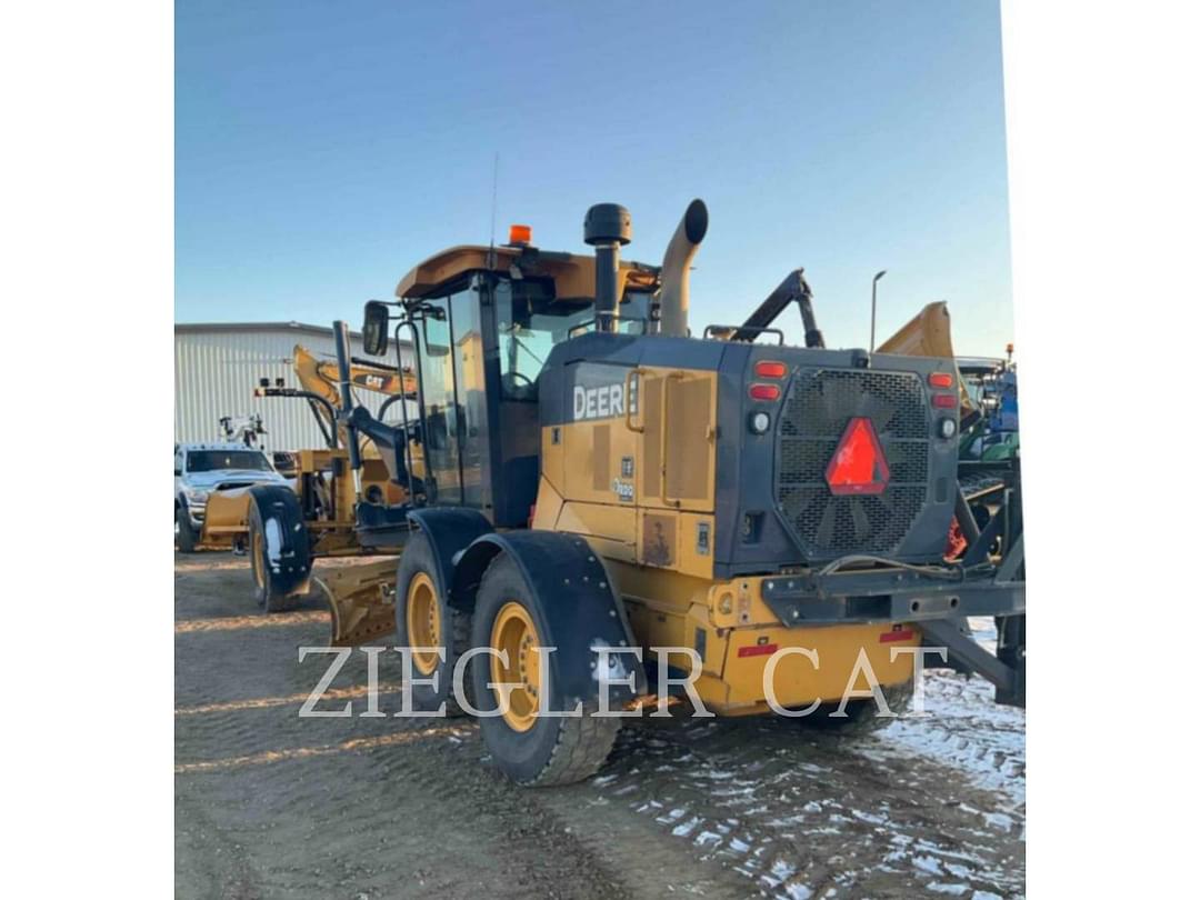 Image of John Deere 772G Primary image