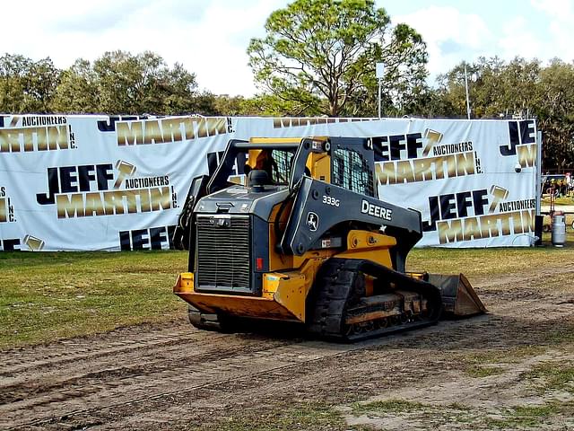 Image of John Deere 333G equipment image 4