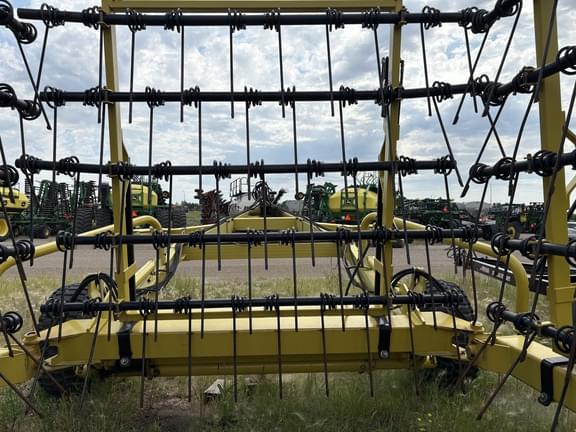 Image of Degelman Strawmaster 7000 equipment image 4