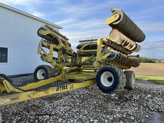 Image of Degelman Pro-Till 33 equipment image 2