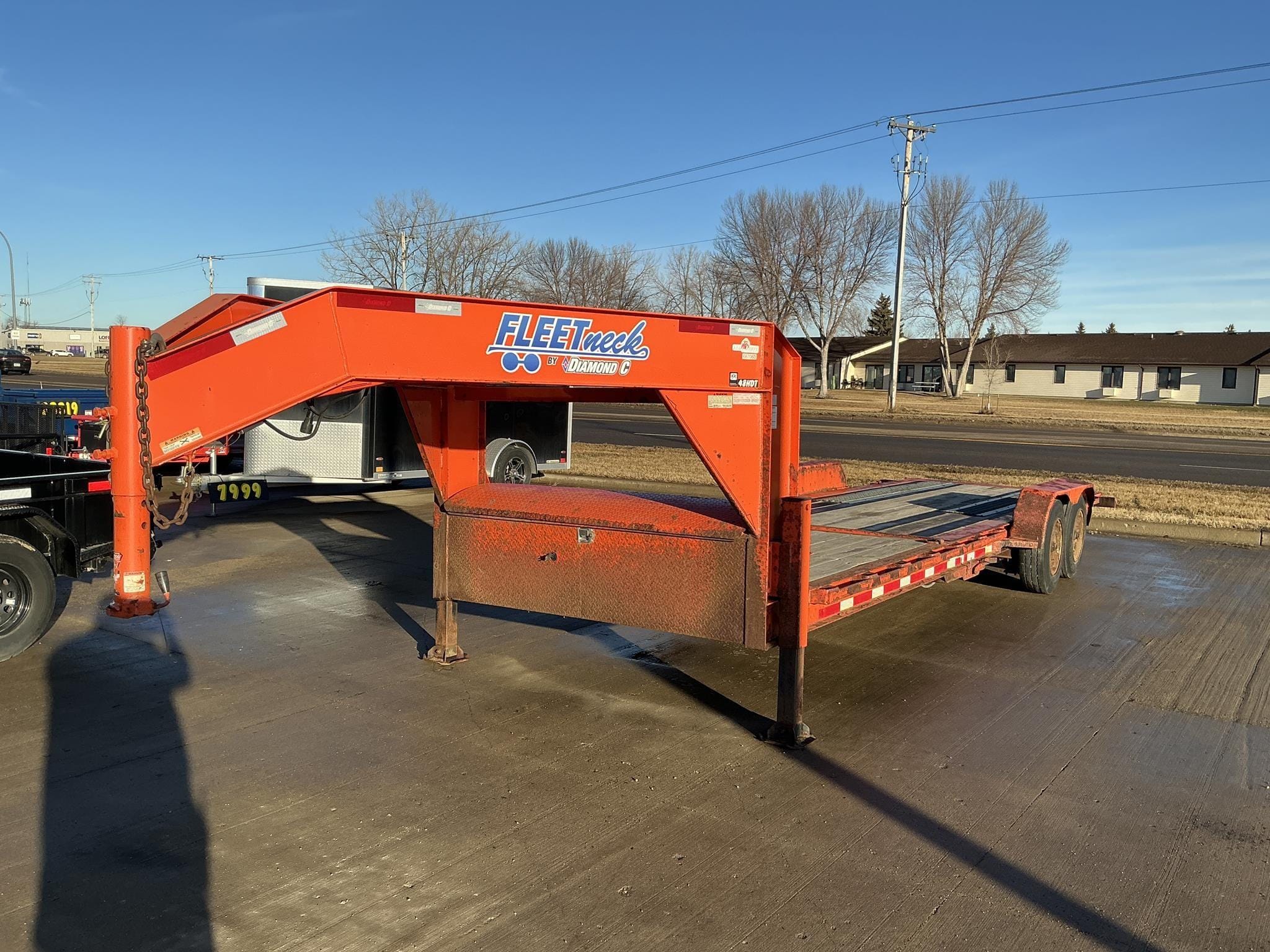2017 Diamond C 48HDT Equipment Image0