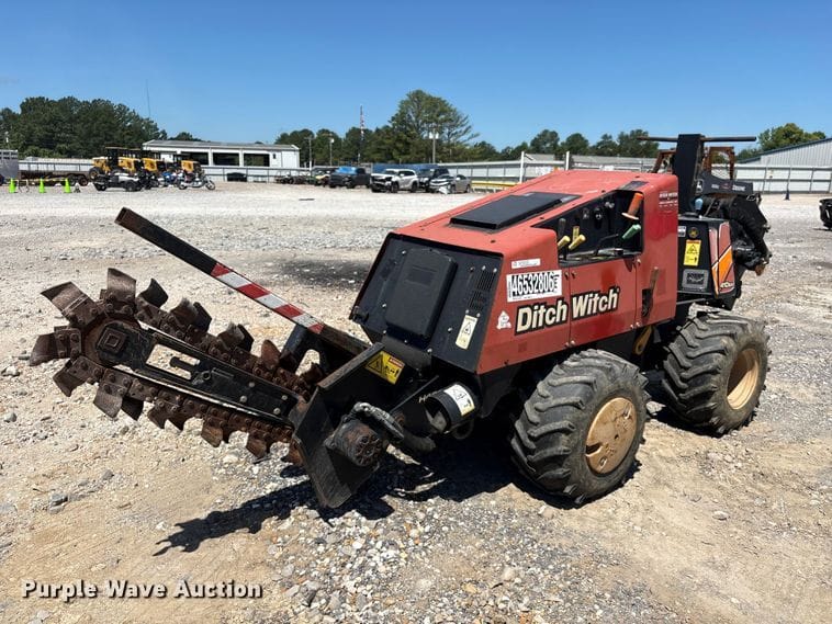 2017 Ditch Witch 410SX Equipment Image0
