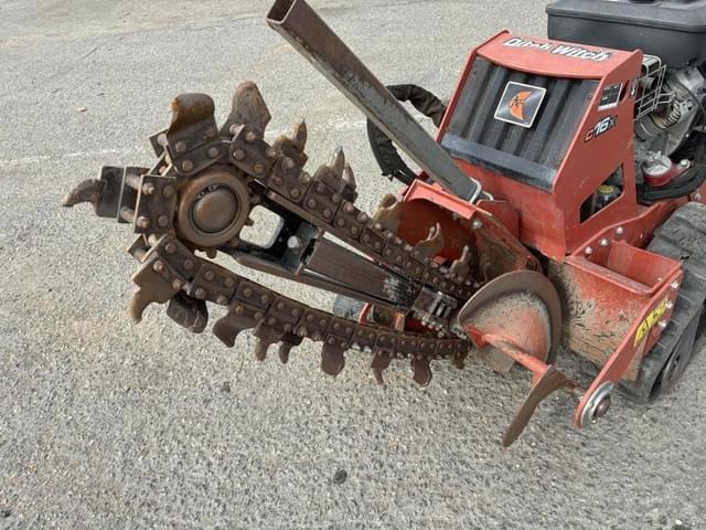 Image of Ditch Witch C16X equipment image 4