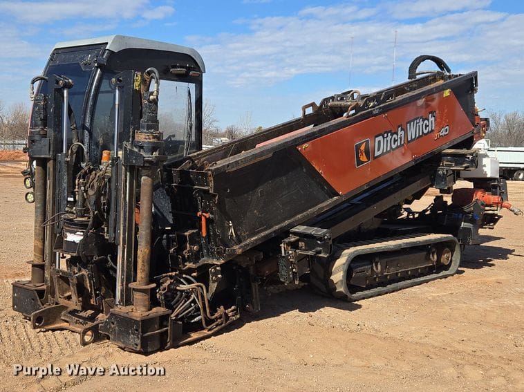 2017 Ditch Witch JT40 Equipment Image0