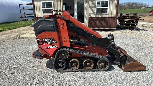 Image of Ditch Witch SK600 equipment image 1