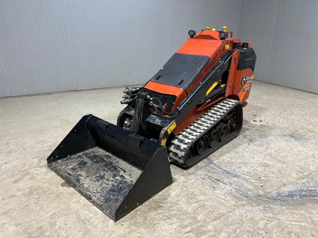 Image of Ditch Witch SK800 equipment image 1