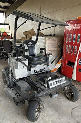 Image of Dixie Chopper Classic 3160HP equipment image 4