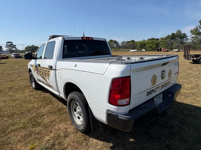 Image of Dodge Ram 1500 equipment image 3