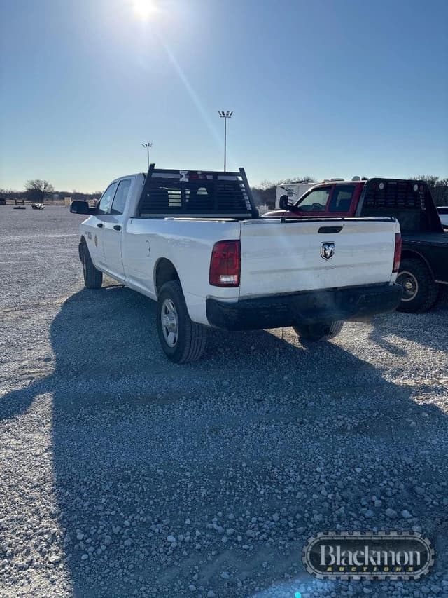 Image of Dodge Ram 3500 equipment image 1