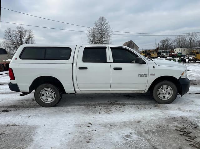 Image of Dodge Ram 1500 equipment image 3