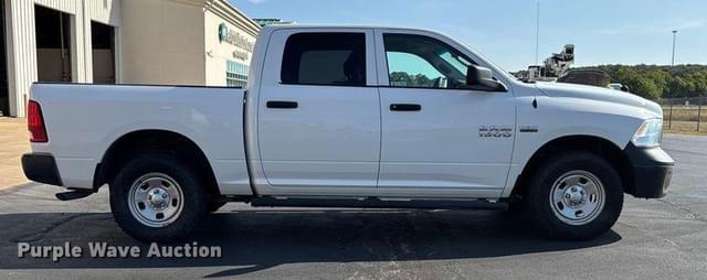 Image of Dodge Ram 1500 equipment image 3