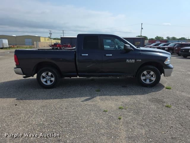 Image of Dodge Ram 1500 equipment image 3