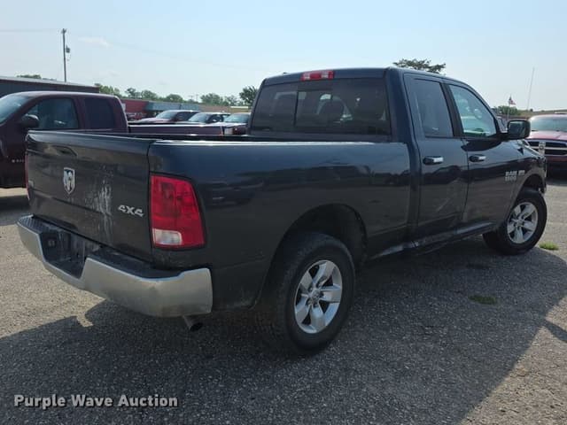 Image of Dodge Ram 1500 equipment image 4