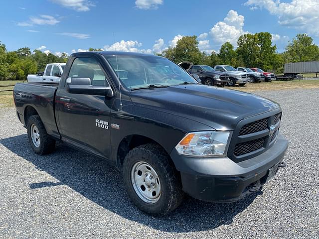 Image of Dodge Ram 1500 equipment image 4