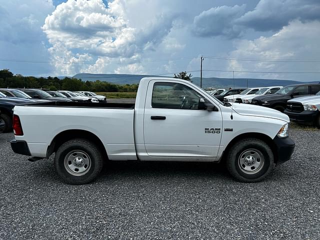 Image of Dodge Ram 1500 equipment image 4