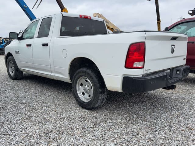 Image of Dodge Ram 1500 equipment image 3