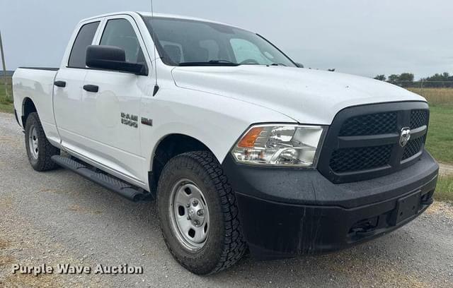 Image of Dodge Ram 1500 equipment image 2
