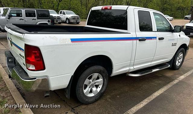 Image of Dodge Ram 1500 equipment image 4