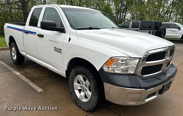 Image of Dodge Ram 1500 equipment image 2