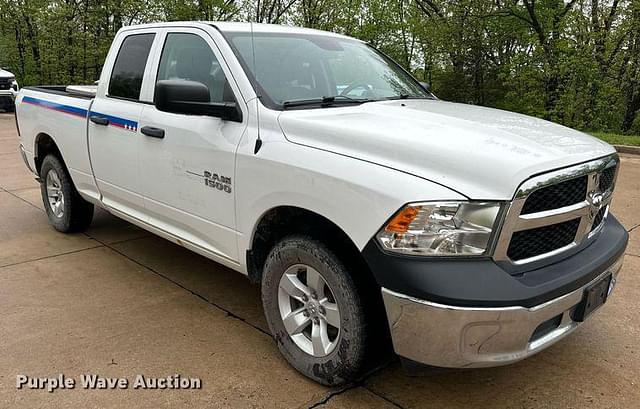 Image of Dodge Ram 1500 equipment image 2
