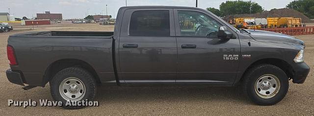 Image of Dodge Ram 1500 equipment image 3