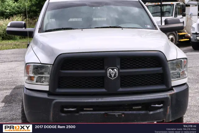 Image of Dodge Ram 2500 equipment image 2