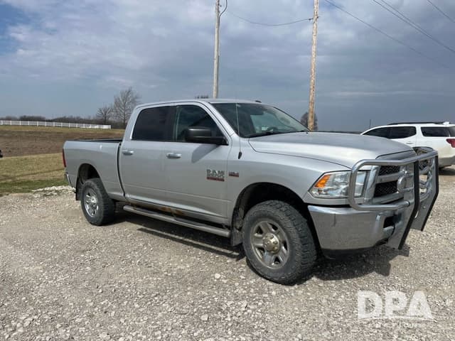 Image of Dodge Ram 2500 equipment image 4
