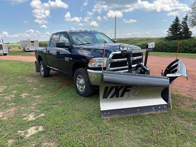 Image of Dodge Ram 2500 equipment image 3