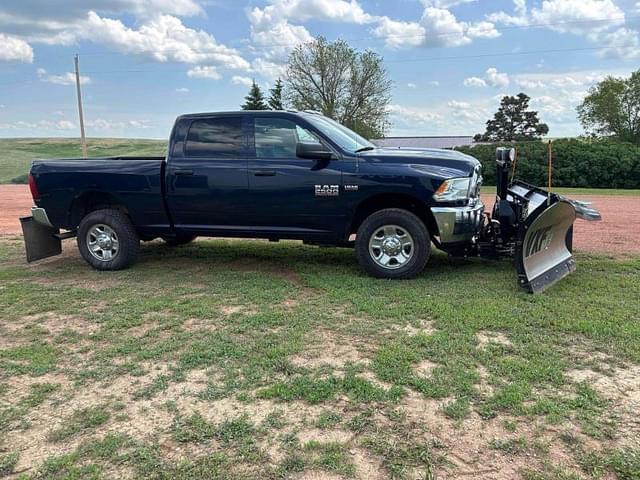 Image of Dodge Ram 2500 equipment image 4
