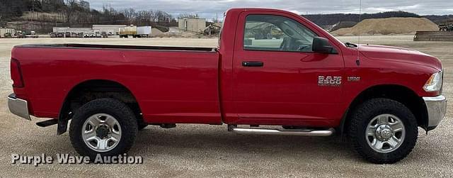 Image of Dodge Ram 2500 equipment image 3