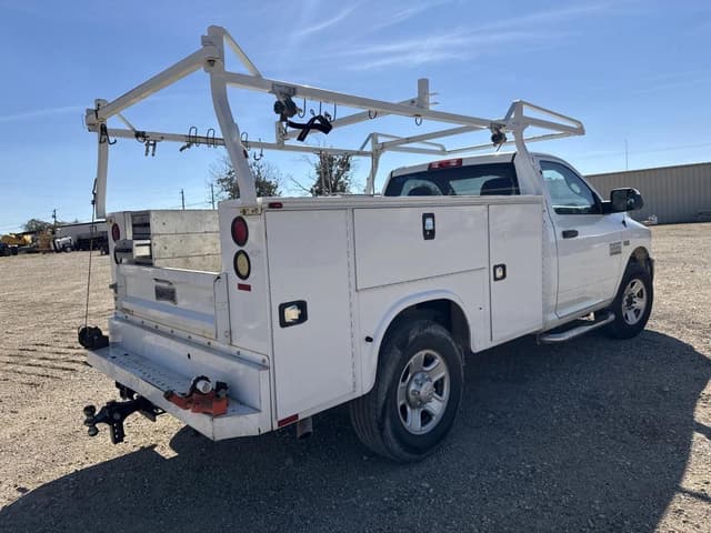 Image of Dodge Ram 2500 equipment image 4