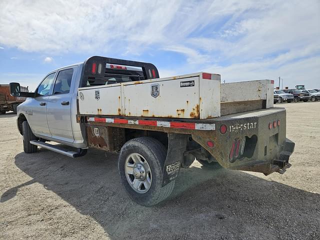 Image of Dodge Ram 3500 equipment image 4