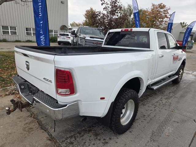 Image of Dodge Ram 3500 equipment image 4