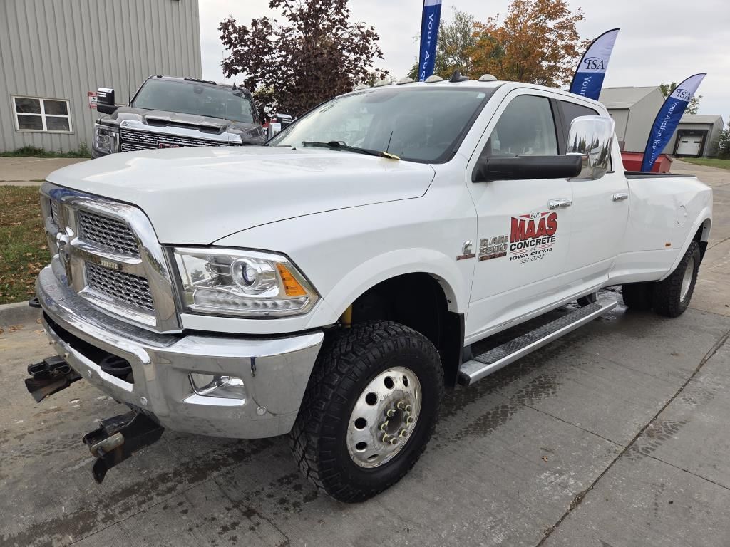 2017 Dodge Ram 3500 Equipment Image0