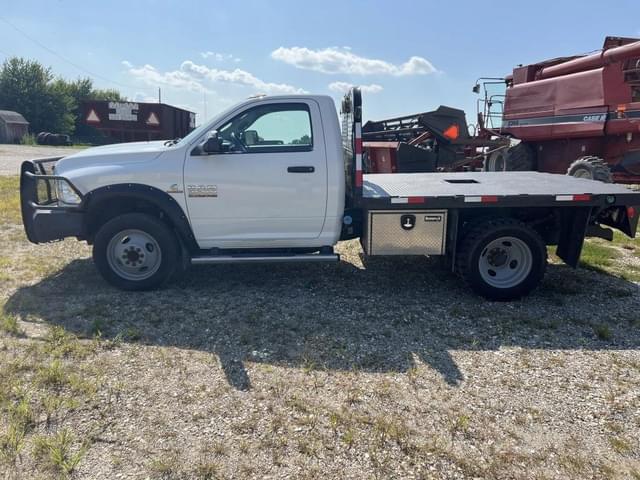 Image of Dodge Ram 3500 equipment image 1